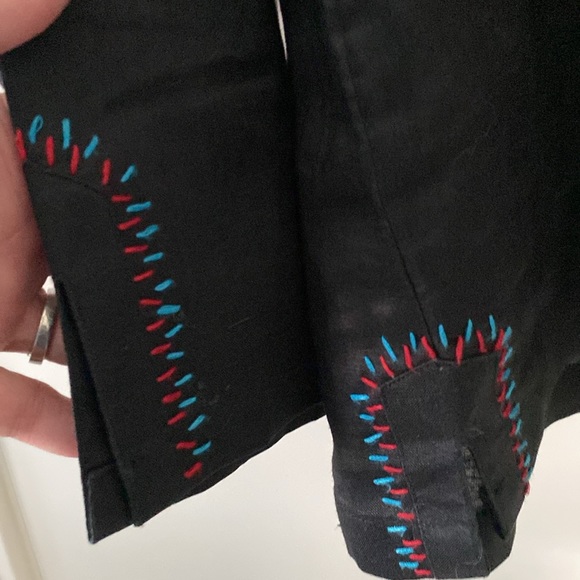 Like New linen men’s tunic. Purchased in India. P2P 23.5 inches. Sz Large - Picture 3 of 6